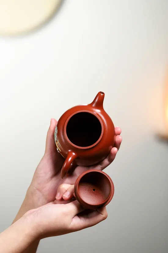 Zisha Teapots: 2 | 700 CNY | Da Hong Pao clay | Master Yang Peng 3