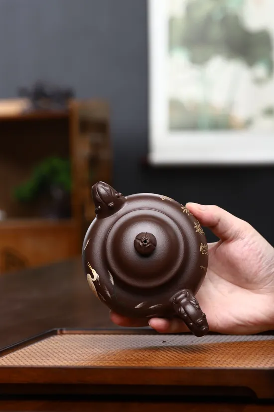 Zisha Teapots: Longyun Lianzi | 2400 CNY 2
