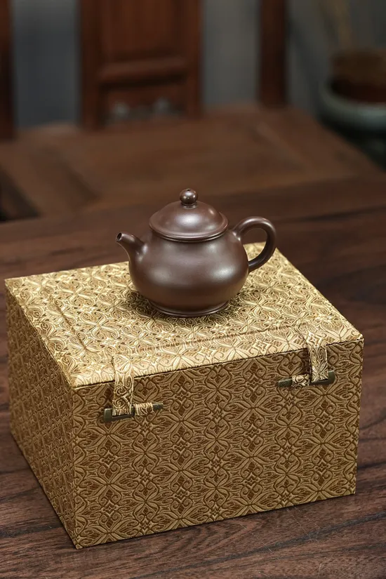 Zisha Teapots: old purple clay | inset 9-hole design 7