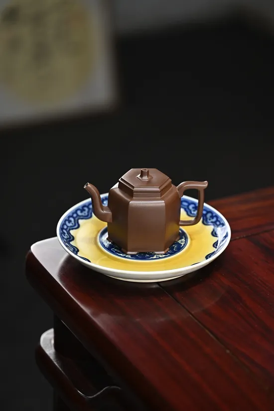 Zisha Teapots: six-sided design | premium purple clay 2