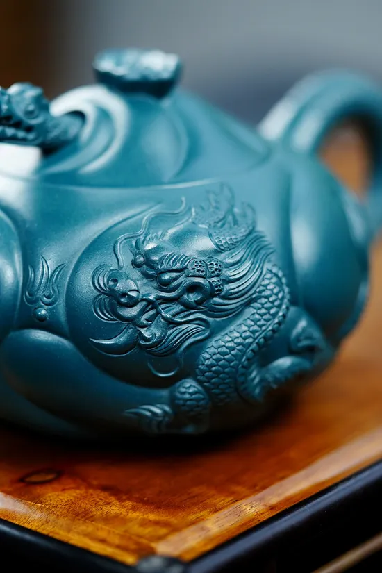 Zisha Teapots: Fish Turning into Dragon | Jiang Yaping 3
