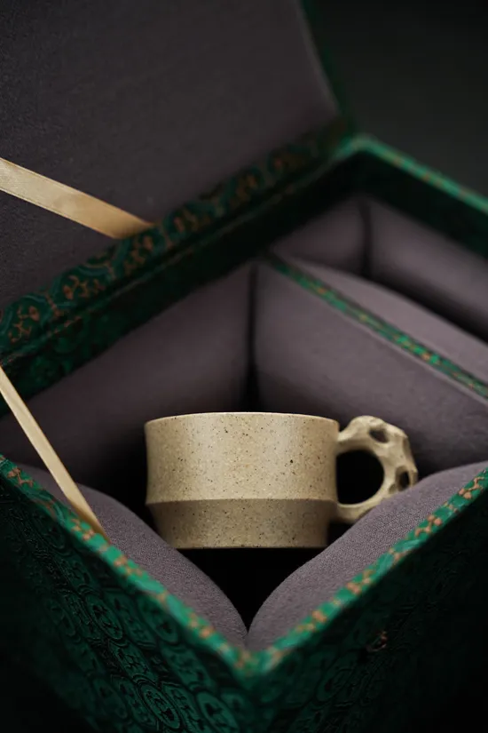 Zisha Teapots: Kongsan Stone Rhythm Set | 1080cc 8