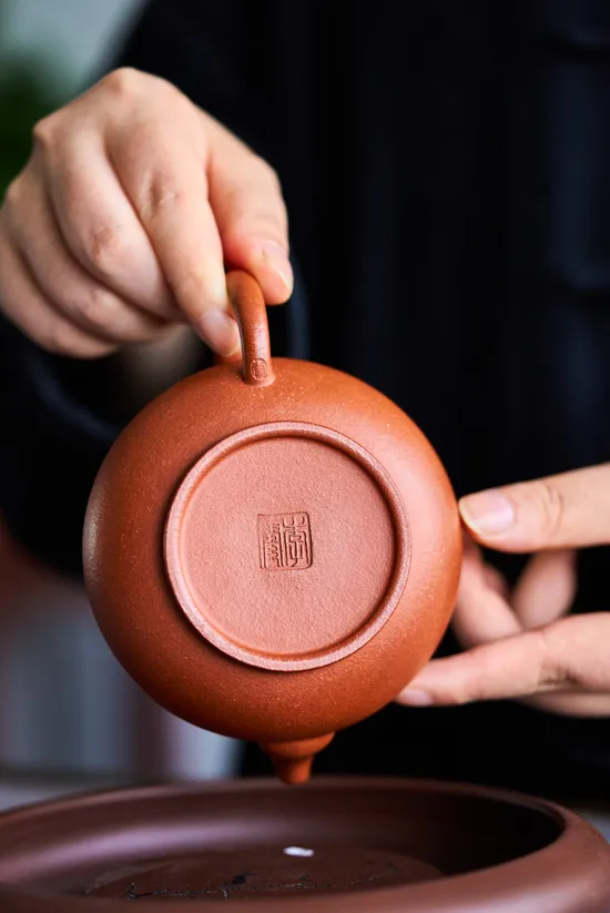 Zisha Teapots: He Huan | aged original zisha clay 1
