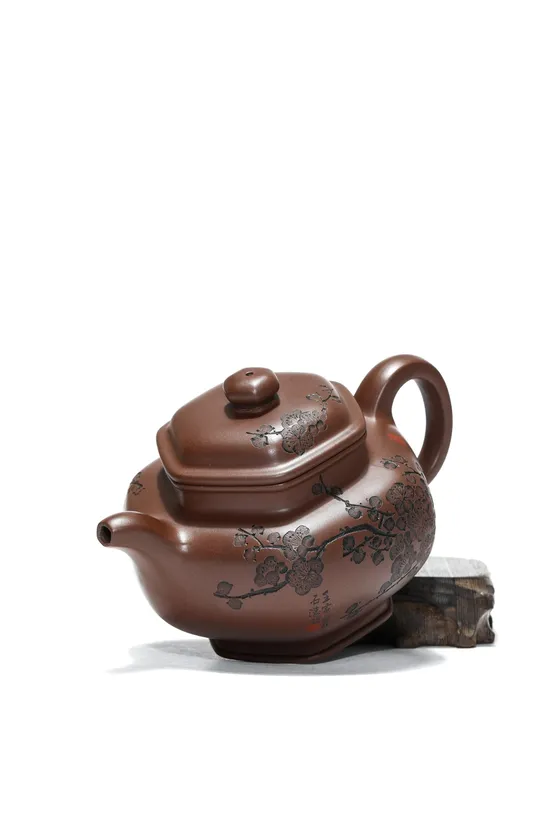 Zisha Teapots: Six-Sided Duozhi | 4800 CNY 2