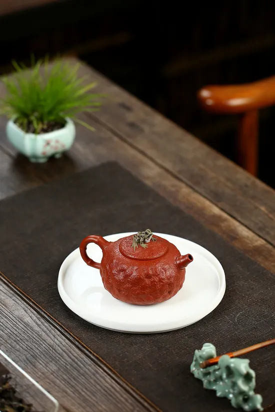 Yixing Zisha Teapot: Handcrafted Purple Clay Frog Design Artisan Pot 6