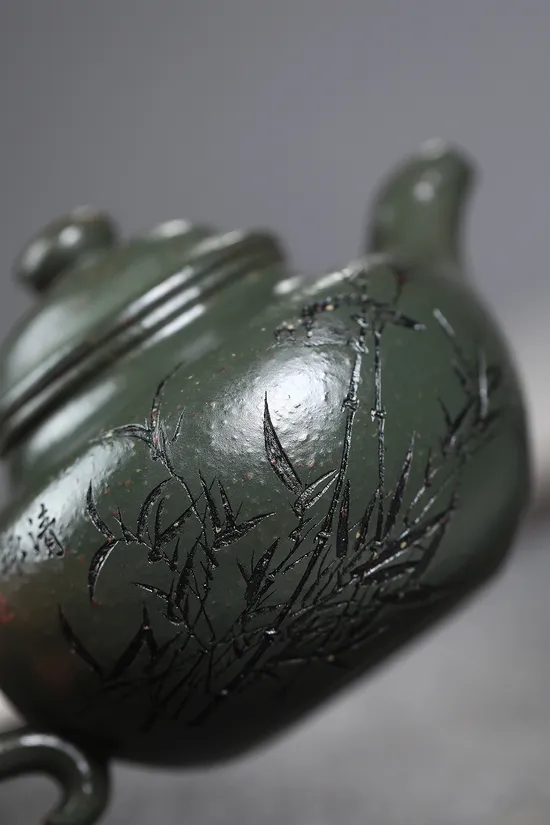 Zisha Teapots: Lotus Seed | jade-golden sand clay 4