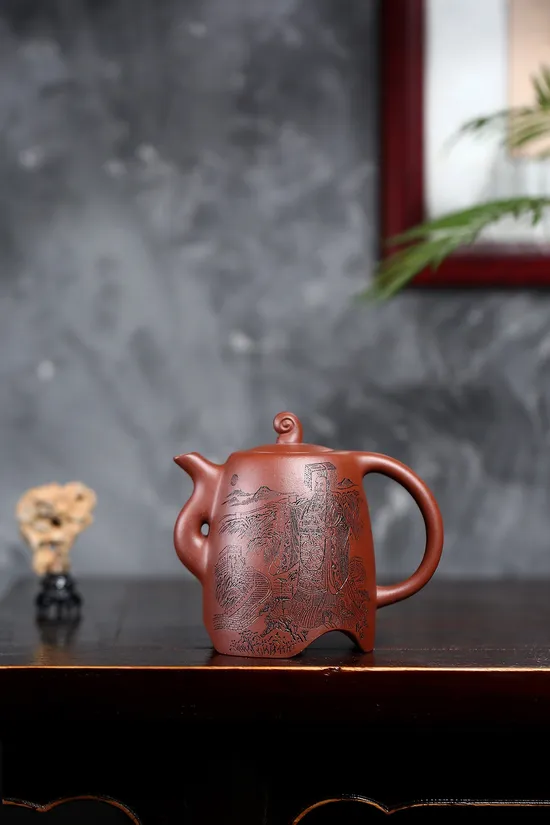 Zisha Teapots: 4800 CNY | 400cc 6