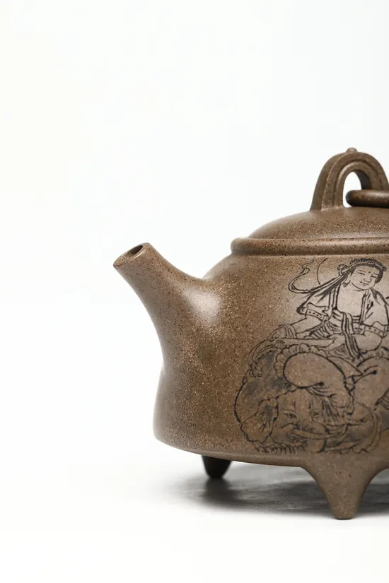 Premium Yixing Clay Teapot | Handcrafted Collectible with Double Certification 1