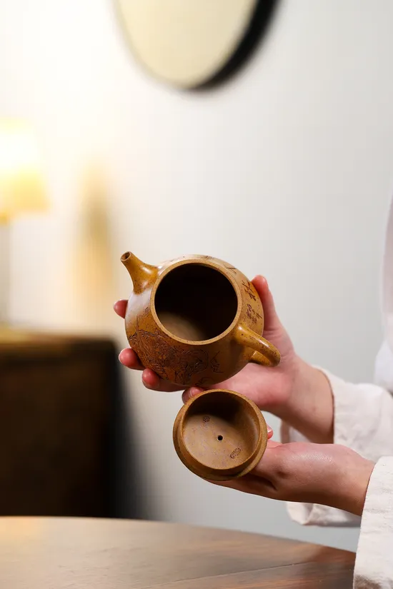 Zisha Teapots: premium gold duanni clay | Yang Junbao 4