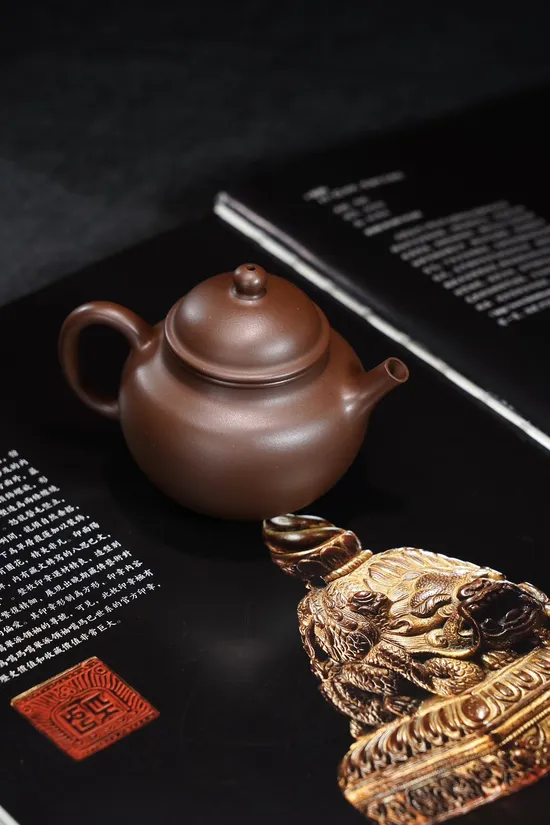 Zisha Teapots: old purple clay | 150cc 2
