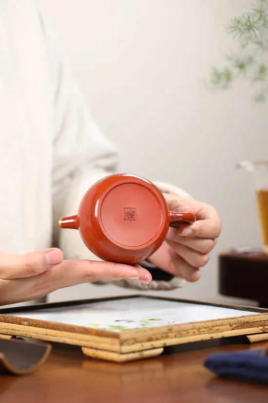 Zisha Teapots: Gaojinglan | 1800 CNY 9