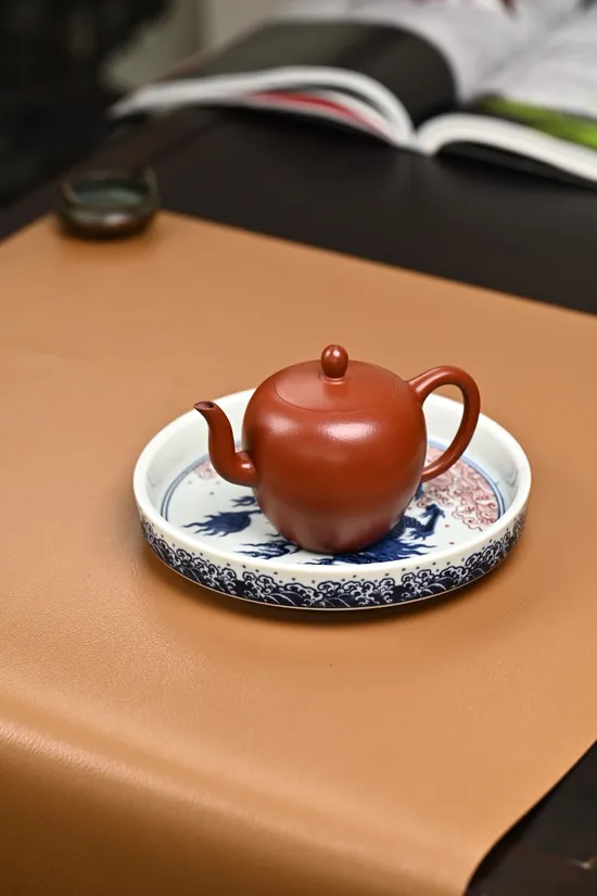 Zisha Teapots: Meiren Jian | 9-hole spout 1