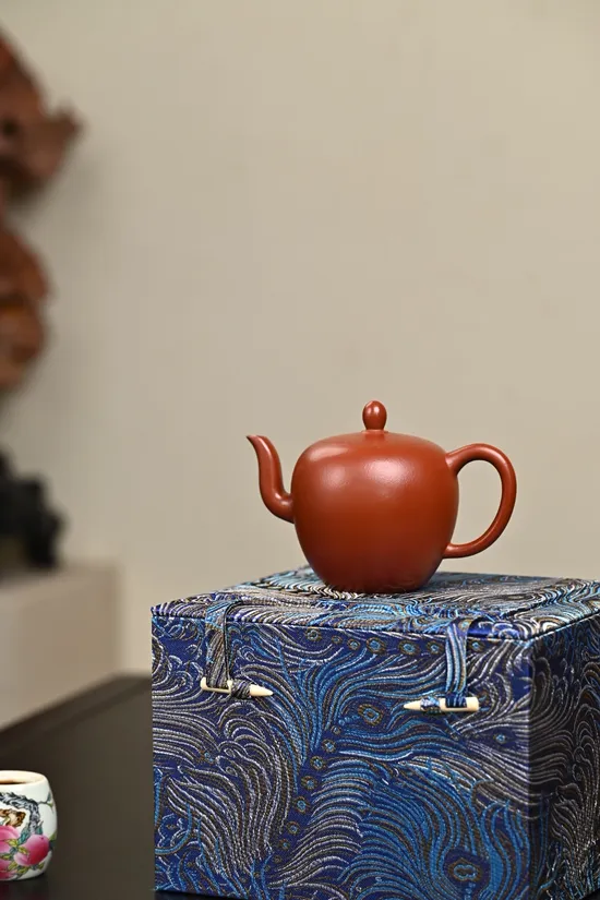 Zisha Teapots: Meiren Jian | 9-hole spout 8