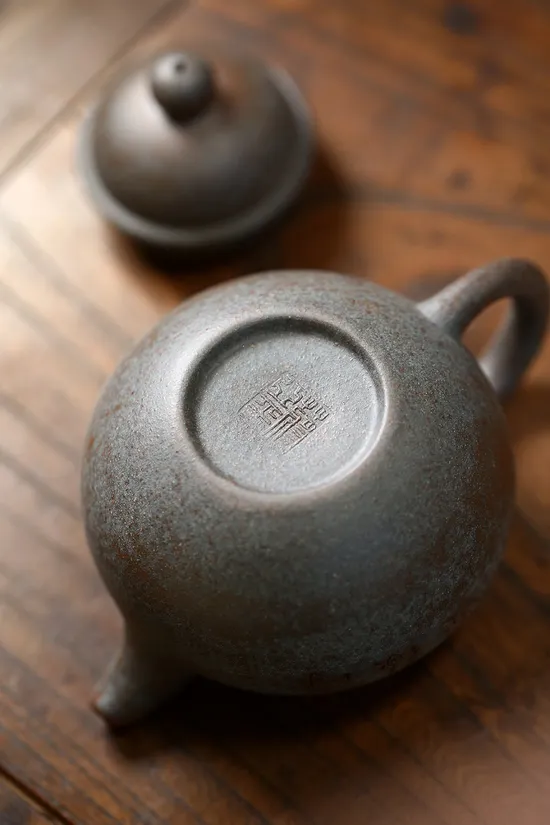 Zisha Teapots: Yaobao Duoqiu | 260cc capacity | Jiang Yaping 6