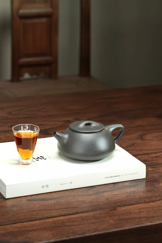 Zisha Teapots: Tianqing clay | 70cc capacity 7