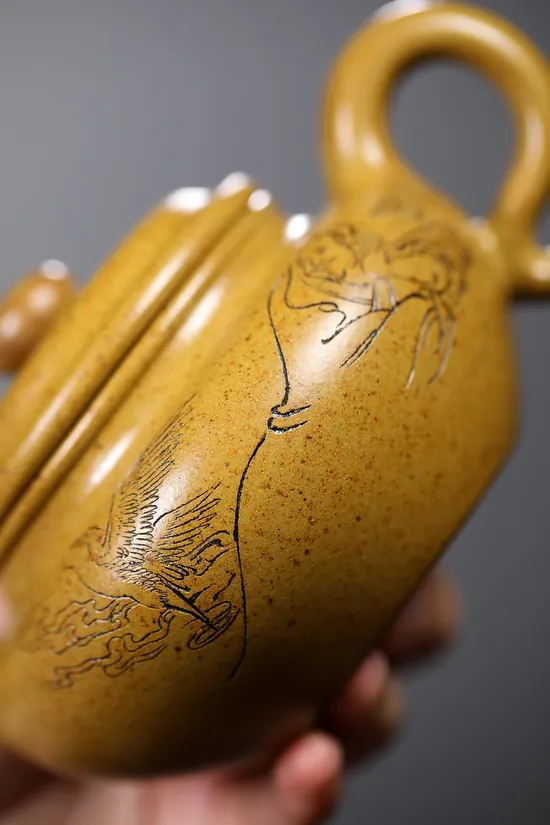 Zisha Teapots: premium gold sand clay | antique-inspired design 3