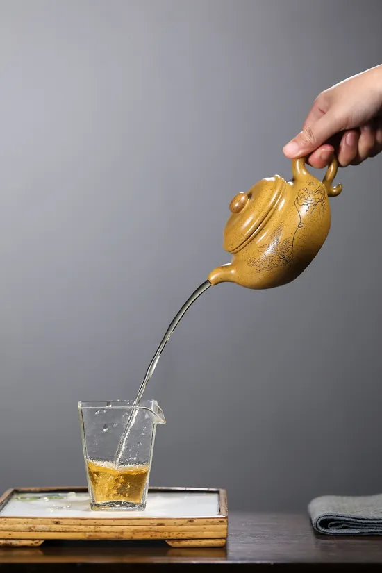 Zisha Teapots: premium gold sand clay | antique-inspired design 8