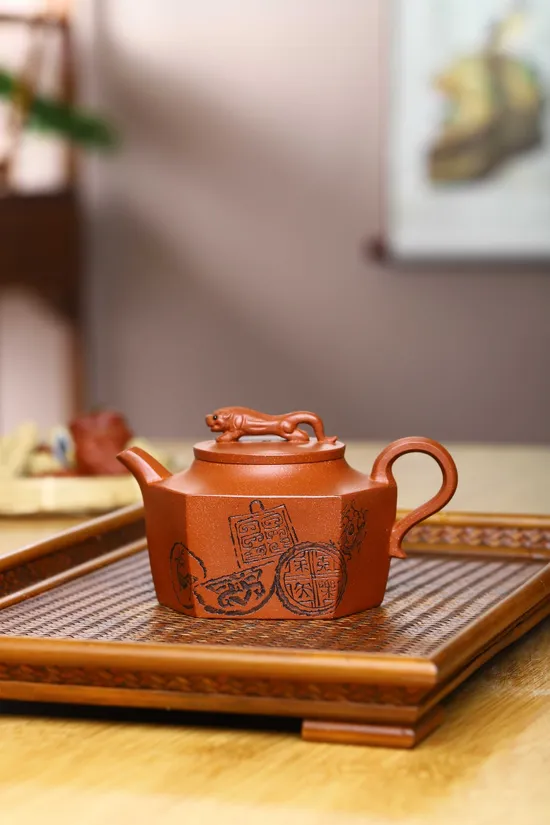 Zisha Teapots: Auspicious Beast | Longgu Gold Jiangpo Clay 3
