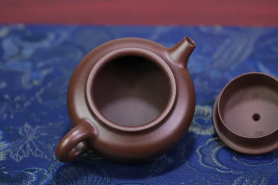 Zisha Teapots: premium old purple clay | nine-hole spout design 6