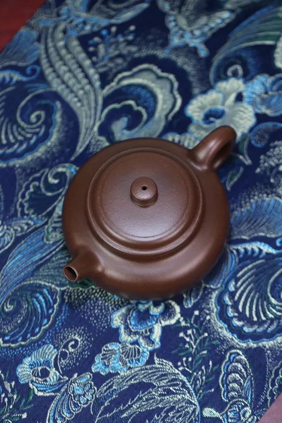 Zisha Teapots: premium old purple clay | nine-hole spout design 7