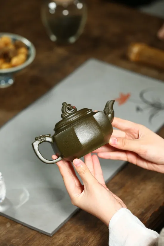 Zisha Teapots: Eight-Sided Longquan | Bao Yuhua 1