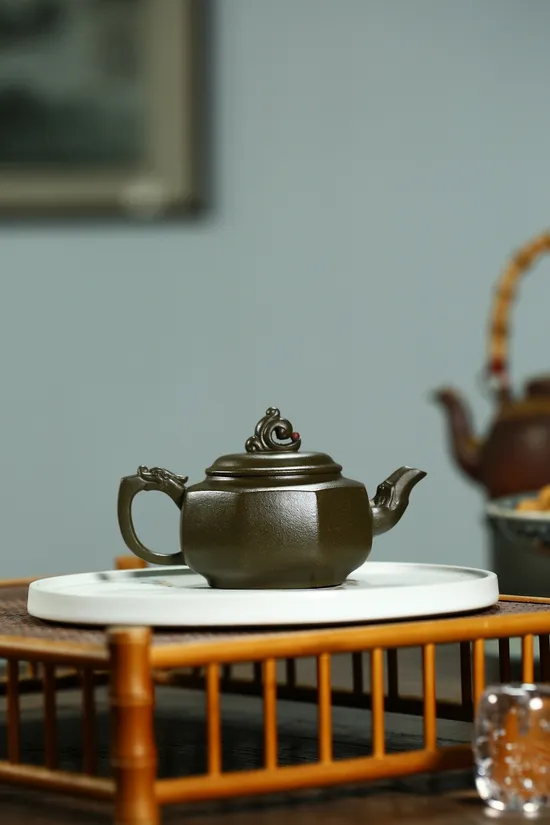 Zisha Teapots: Eight-Sided Longquan | Bao Yuhua 5