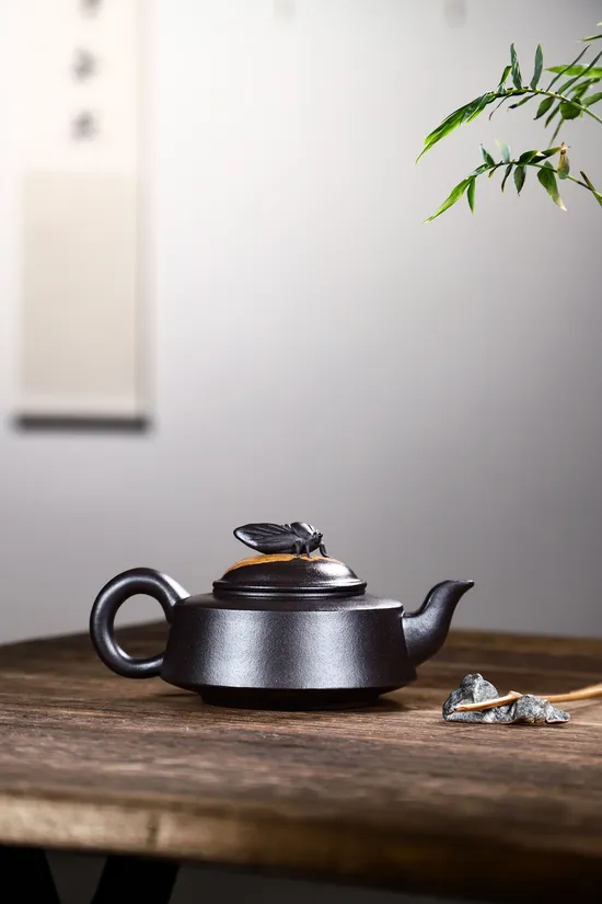 Zisha Teapots: 3600 CNY | Contentment Brings Happiness 6