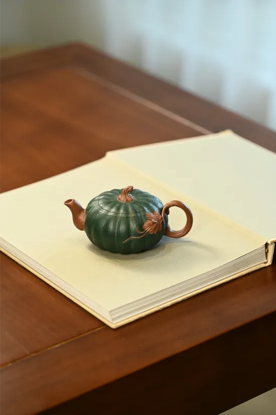 Zisha Teapots: pumpkin-shaped | 1500 CNY | 200cc capacity 2