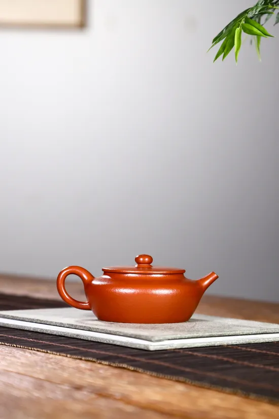 Zisha Teapots: Wan Yu Set | Da Hong Pao pear skin Zhu Ni clay 1
