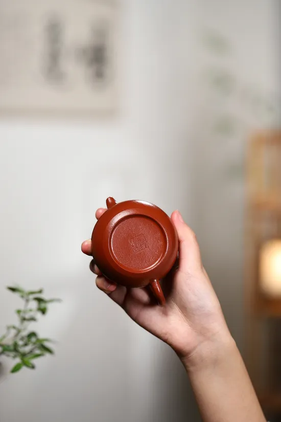 Zisha Teapots: Da Hongpao clay | Master Yang Peng 9