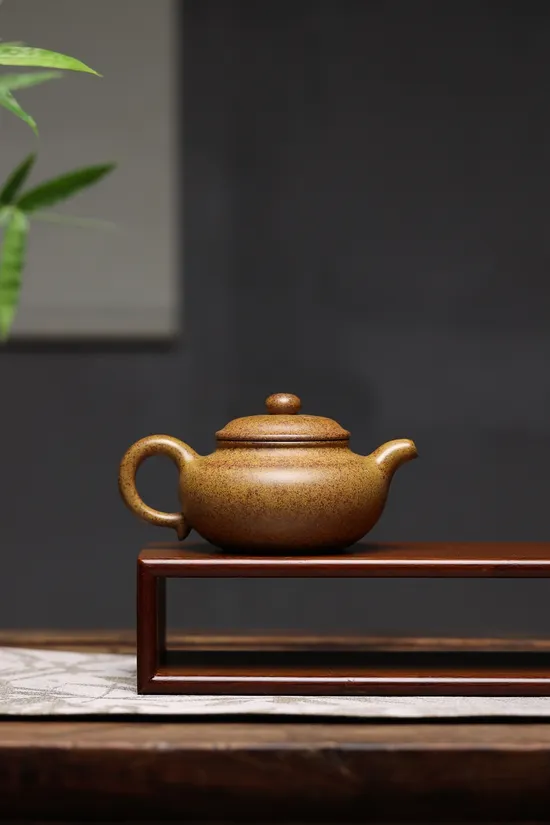 Zisha Teapots: Longgu Jinsha clay | Wu Guozheng 2