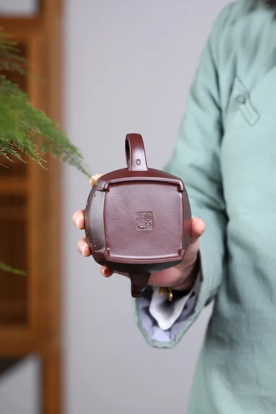Zisha Teapots: Yuqiao Sifang | 4200 CNY 2