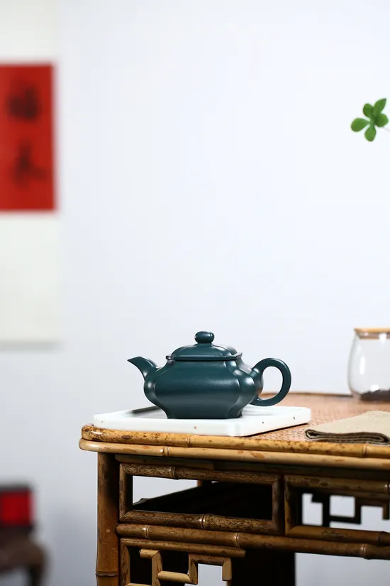 Zisha Teapots: Square Base | Min Guo green clay 5