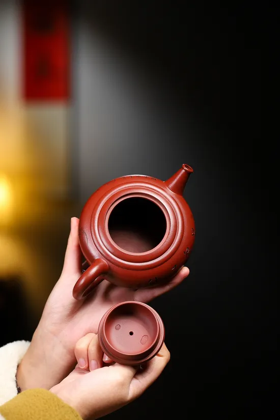 Zisha Teapots: Love Song | 2100 CNY 6