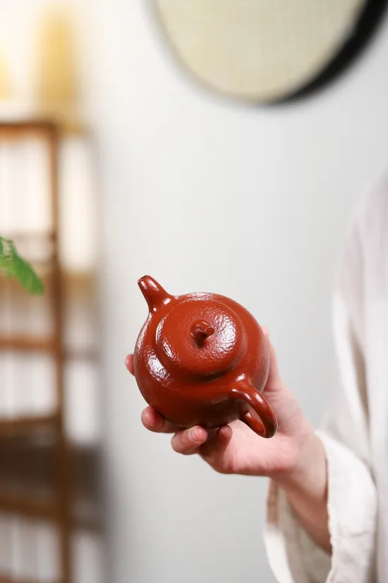Zisha Teapots: Yang Junbao | Hammered Eggplant Segment 4