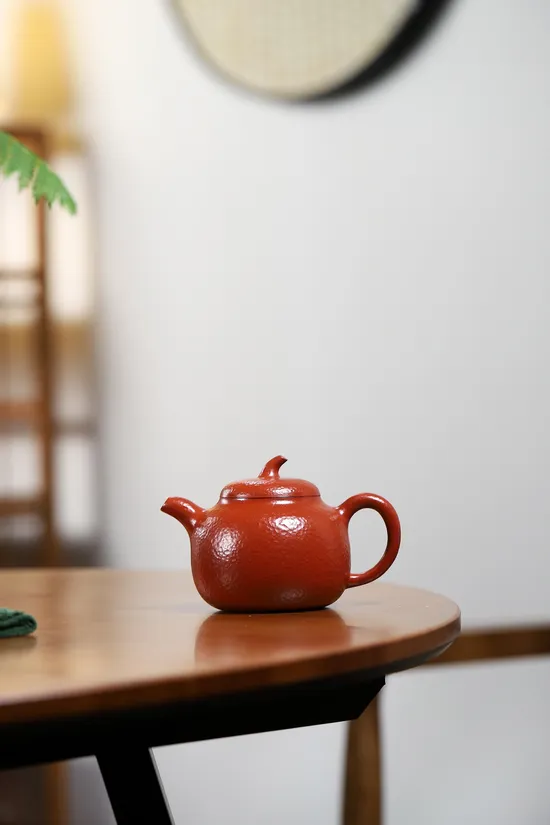 Zisha Teapots: Yang Junbao | Hammered Eggplant Segment 5