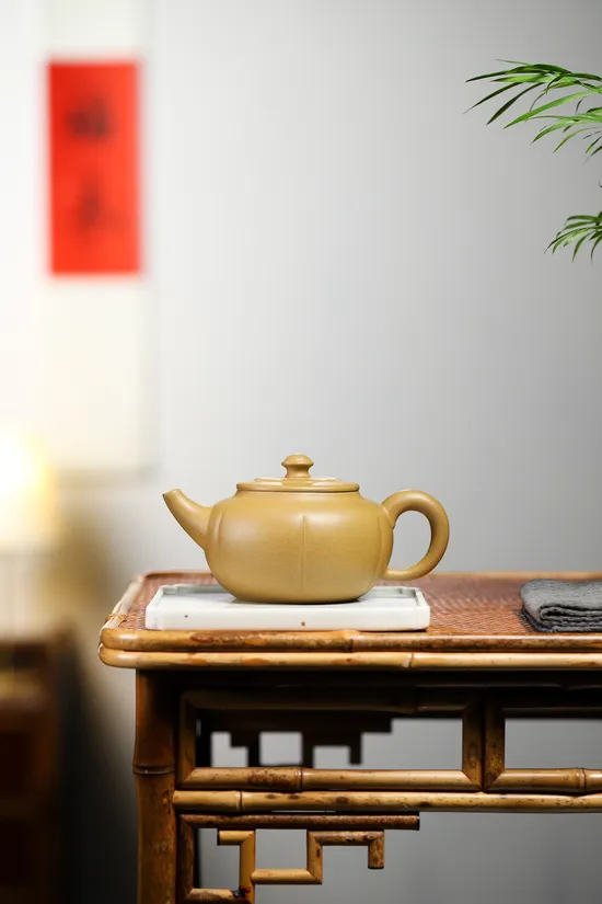 Zisha Teapots: Chrysanthemum Bud | 2700 CNY 5