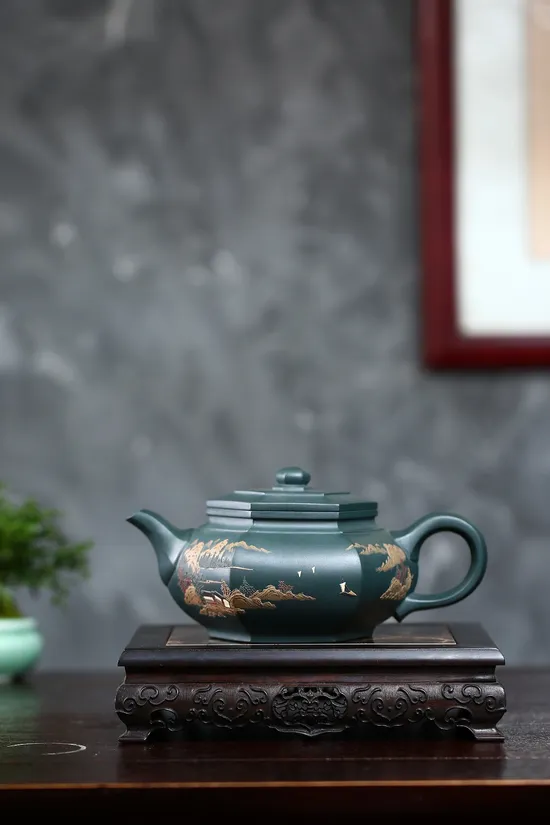 Zisha Teapots: Min Guo Green | 500cc capacity 1