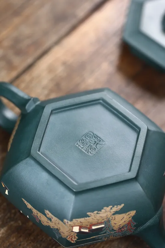 Zisha Teapots: Min Guo Green | 500cc capacity 5
