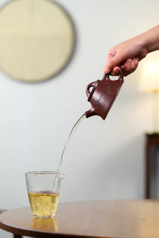 Zisha Teapots: Wangzhe Piao | CNY 900 8