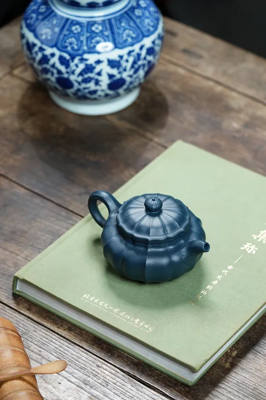 Zisha Teapots: Jinwen Fangu | black green clay 7