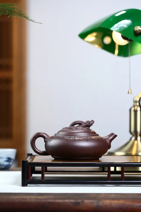 Zisha Teapots: Dragon Roaming the World | Bao Yuhua | aged Zisha clay 3