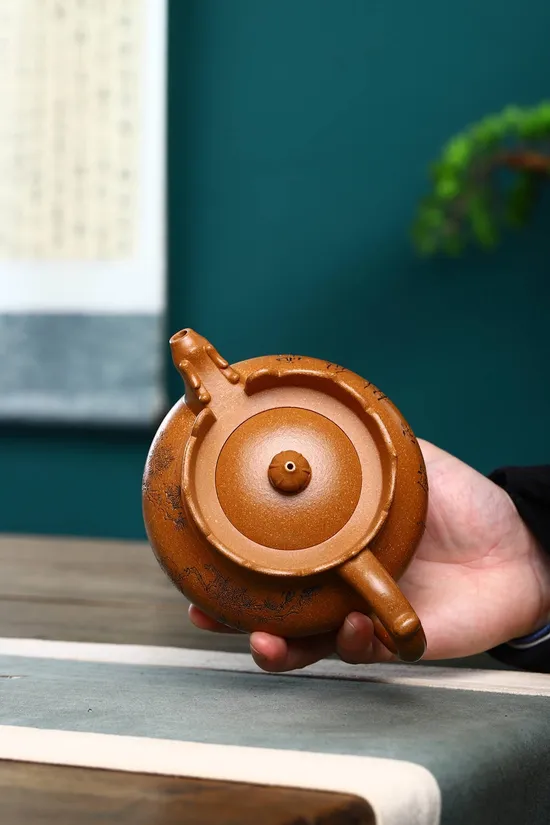 Zisha Teapots: 4500 CNY | Monk Hat 6