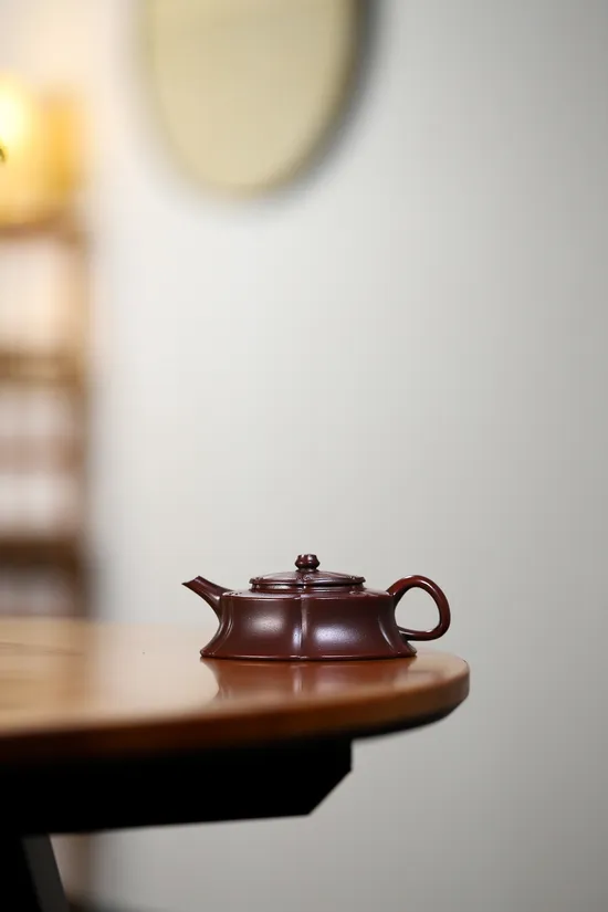 Zisha Teapots: Yang Junbao | ancient black clay 1