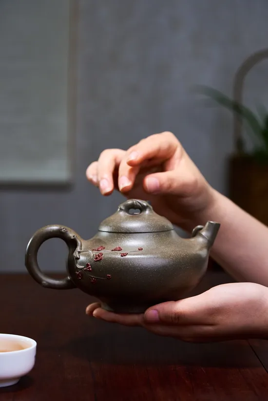 Zisha Teapots: Master Li | greenish-gray clay 6