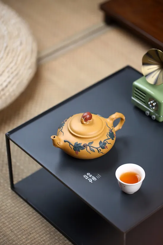Zisha Teapots: 7500 CNY | Abundant Harvest 1