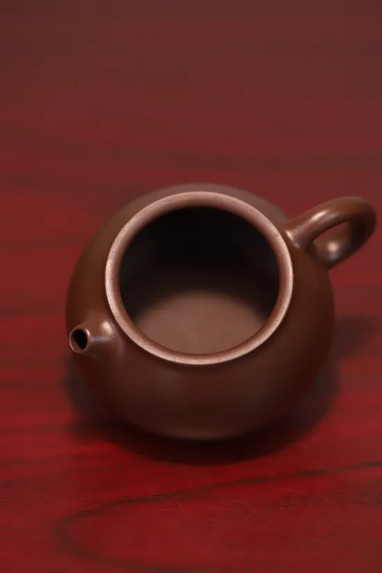 Zisha Teapots: Feng Wenting | 140cc capacity 2