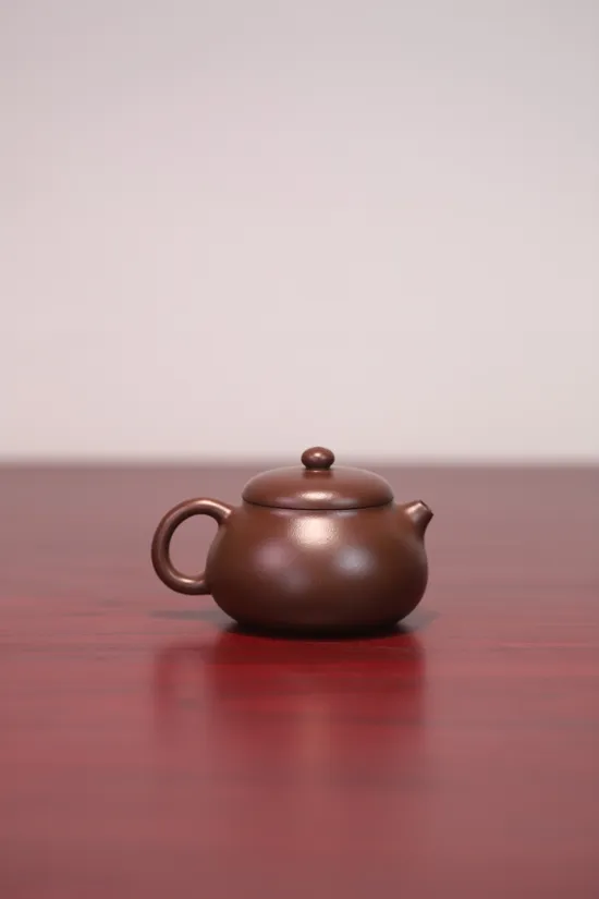 Zisha Teapots: Feng Wenting | 140cc capacity 3