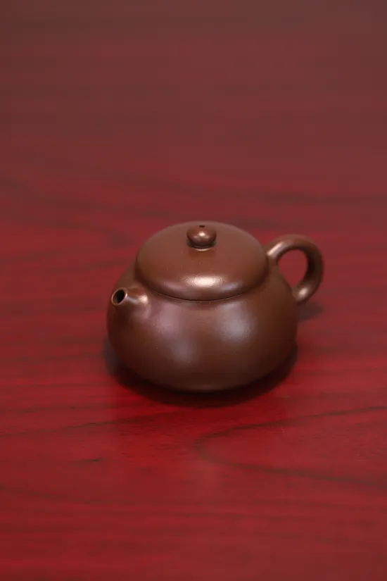 Zisha Teapots: Feng Wenting | 140cc capacity 6