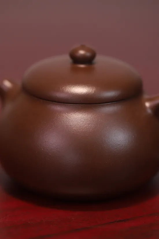 Zisha Teapots: Feng Wenting | 140cc capacity 9
